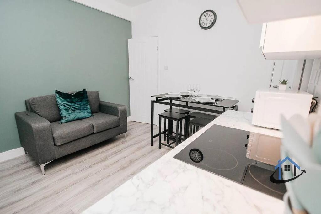 Balby Casa Nr Doncaster Racecourse King Beds Street Parking Villa Exteriör bild